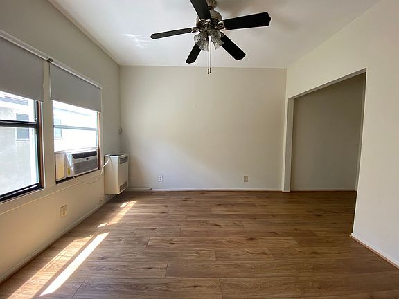 3rd image of 1207 N Orange Dr #105