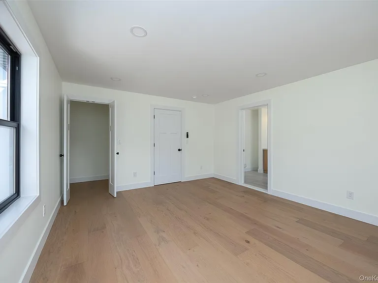 119 Bakertown Rd — Photo 17