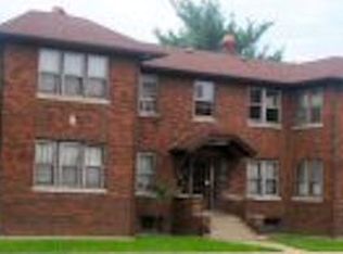 1725 11th St APT D, Rockford, IL