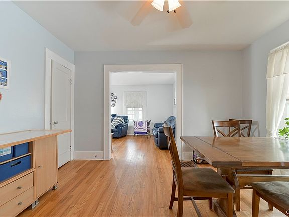2nd image of 117 Bungalow Ter