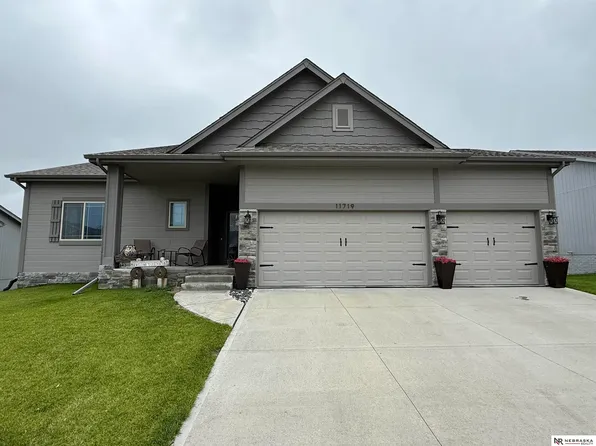 11719 S 113th Ave, Papillion, NE 68046