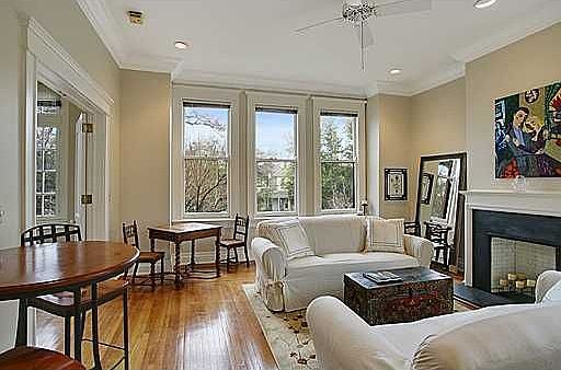 2nd image of 4427 Saint Charles Ave