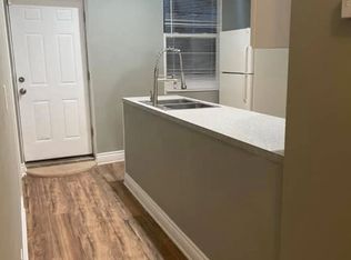 6337 S Loomis Blvd, Chicago, IL 60636