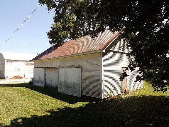 4th image of 233 N Howard St