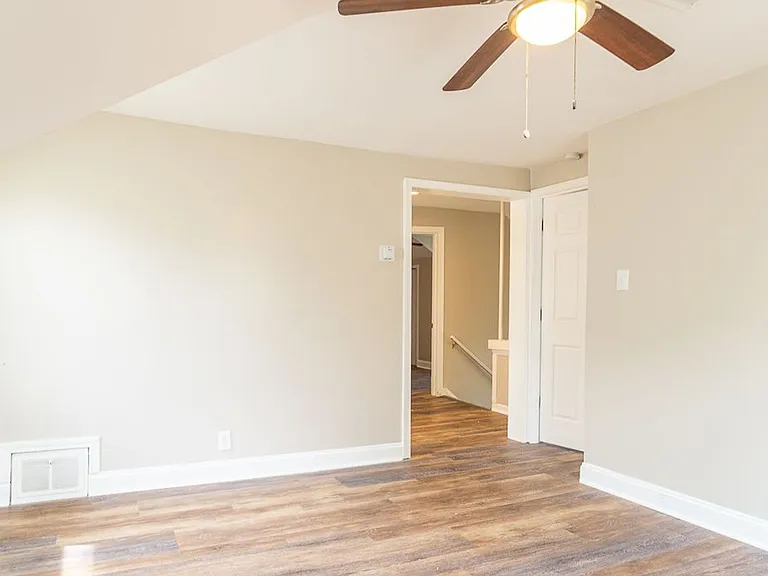 1340 Sheffield Rd — Photo 32