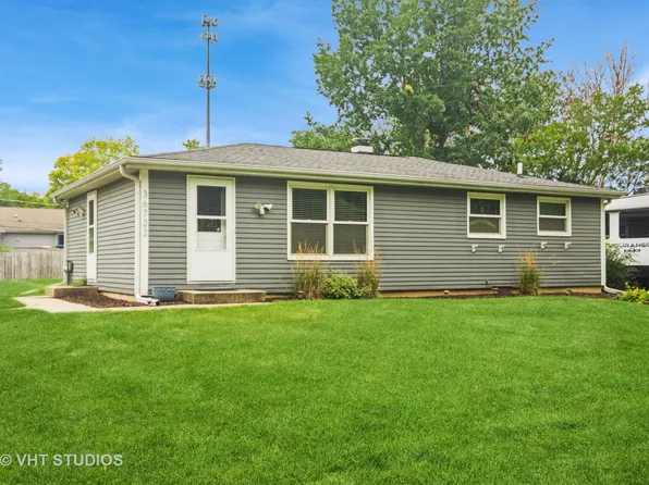 36722 N James Dr, Lake Villa, IL 60046