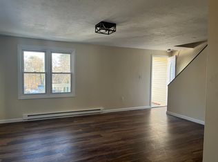 3 Swan Ave #B, Worcester, MA 01602