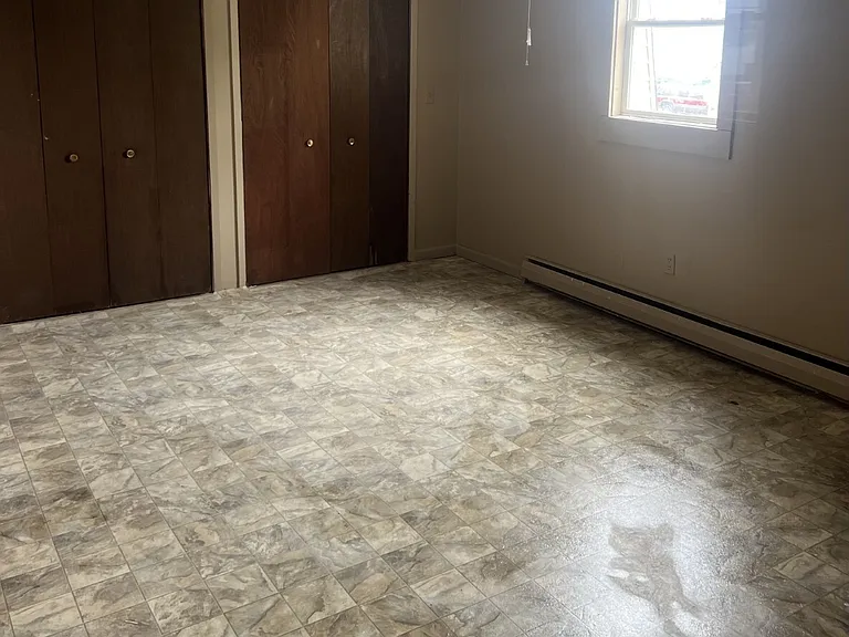 311 N West St — Photo 3