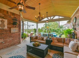 3528 Bayou Forest Dr, Shoreacres, TX 77571
