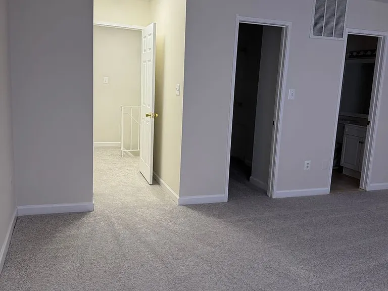 4118 Peppertree Ln — Photo 24