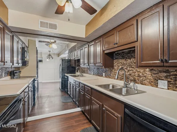 1600 N Wilmot Rd Unit 290, Tucson, AZ 85712