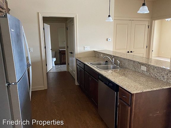 4th image of 2810 Bobcat Dr Unit 203