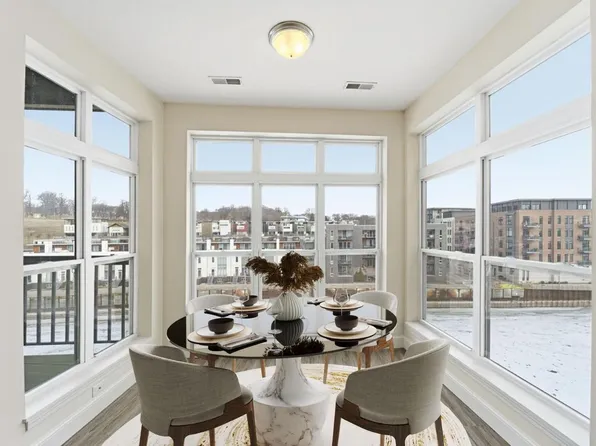 1905 North Water STREET #303, Milwaukee, WI 53202