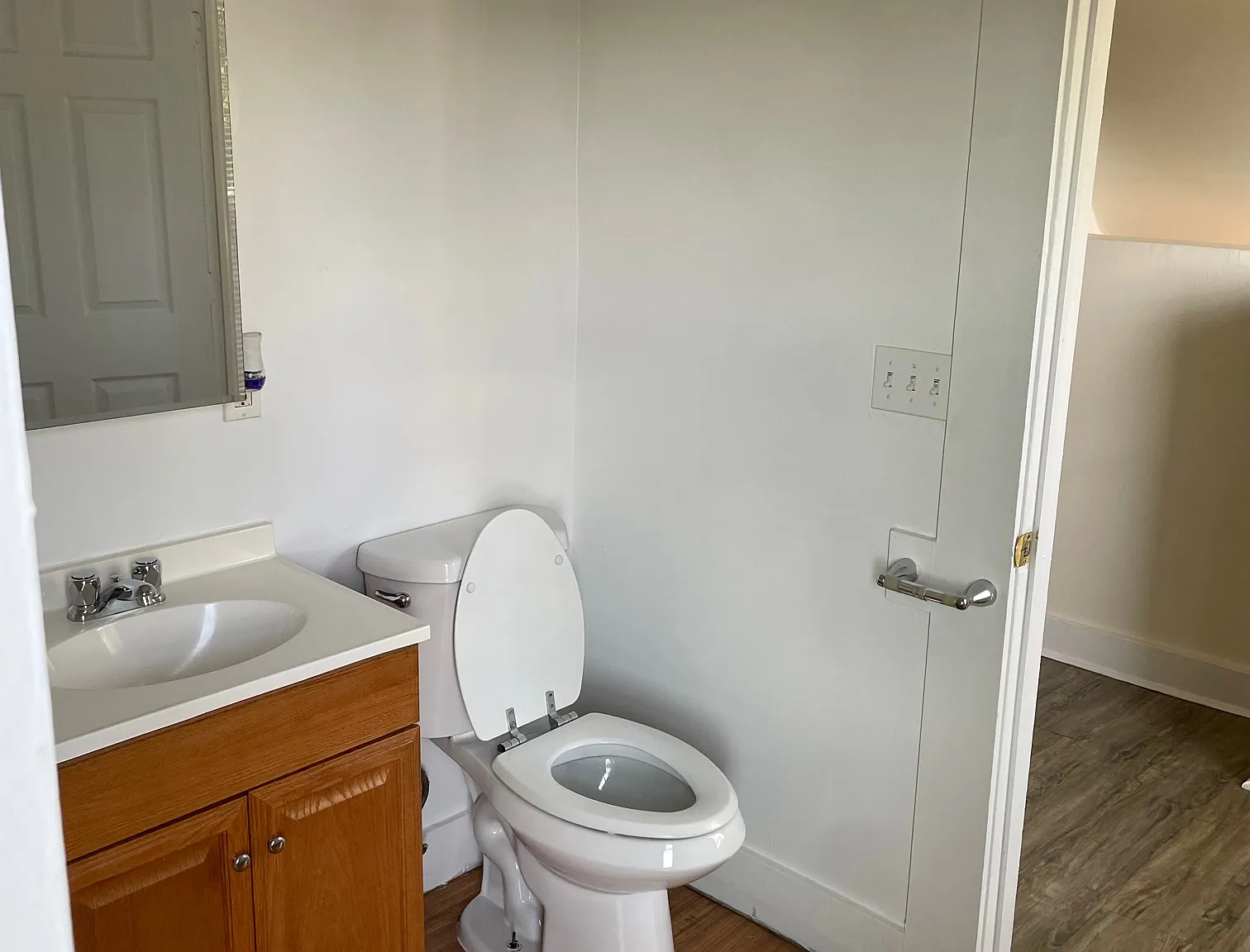 2 bed, 800 sqft, $1,550 — Photo 3