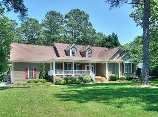 1587 Forest Ridge Dr, Stanley, NC 28164