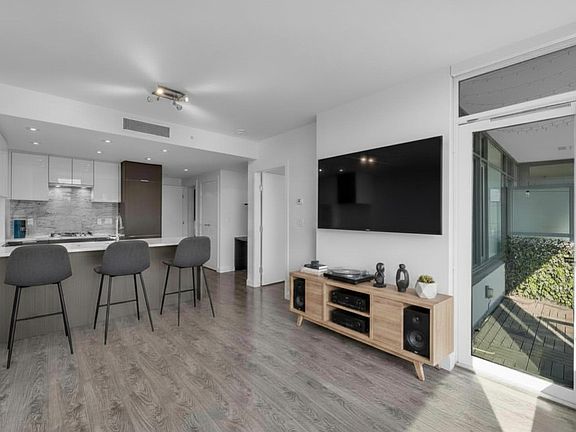 3rd image of 110 Switchmen St #1801