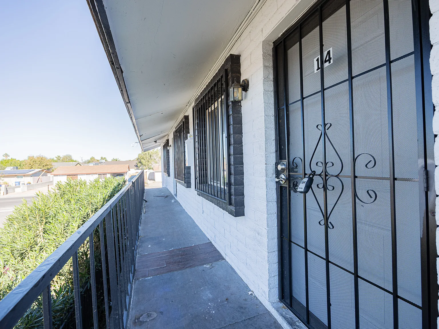 1703 W Mountain View Rd — Photo 3
