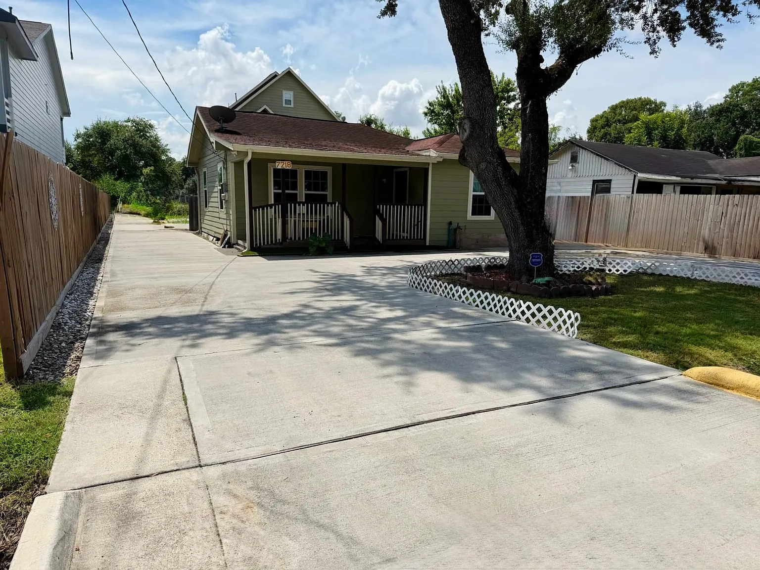 2 bed, 1.0 bath, 968 sqft, $1,450 — Photo 3