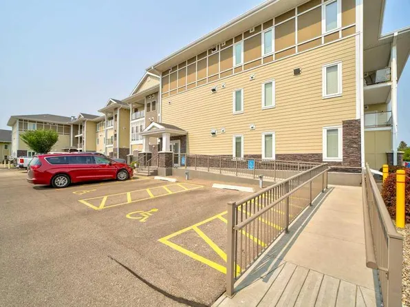 173 E Fairmont Blvd S #201, Lethbridge, AB T1K 7G4