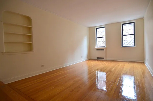 Rented by MNS | media 28