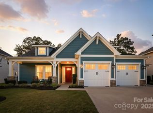 6101 Sandy Point Ln, Belmont, NC 28012