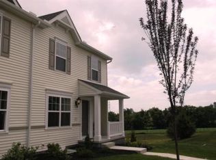 525 Moreland Ct N #33, Willow Street, PA 17584