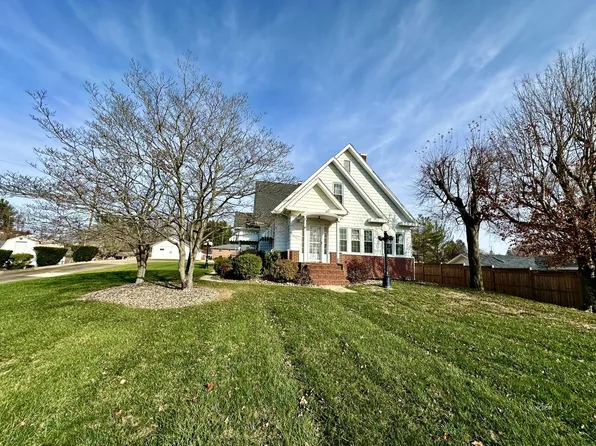 196 Magnolia Dr, Gallipolis, OH 45631