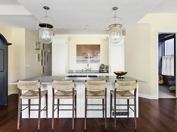 173 Macdougal Street image 9 of 18