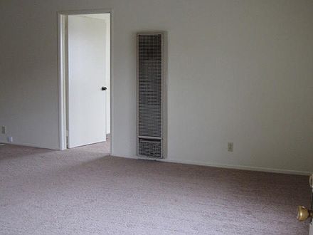2nd image of 13915 Lemoli Ave APT 212