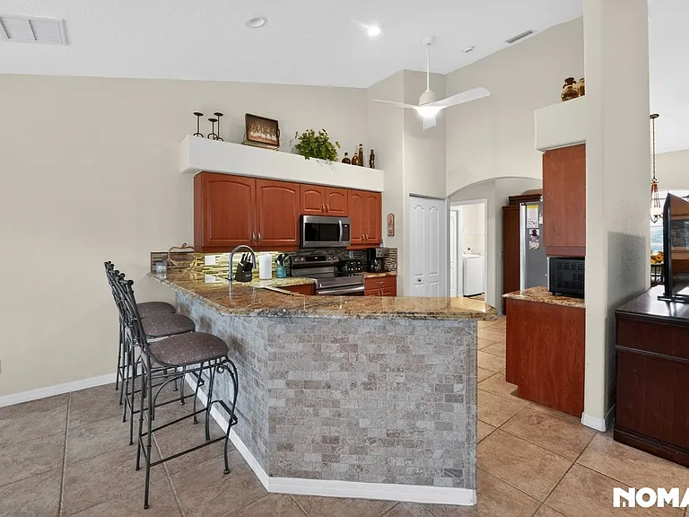 289 W Pine Valley Ln — Photo 25