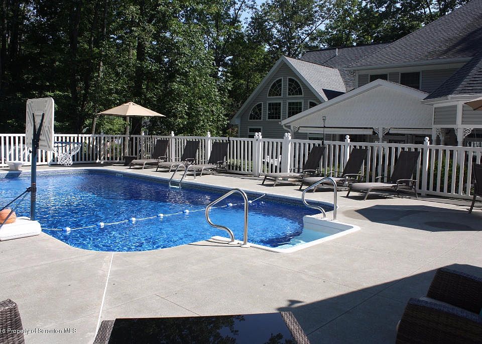 50 Ivywood Dr Clarks Summit, PA Zillow Apartments for Rent in