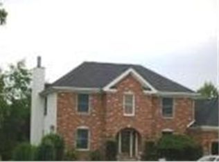 100 Creed Cir, Campbell, OH