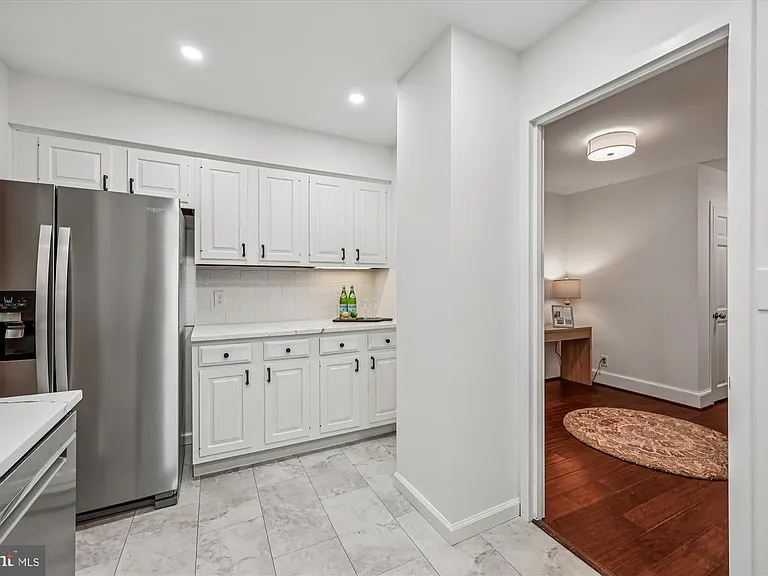 8101 Connecticut Ave S #307 — Photo 9