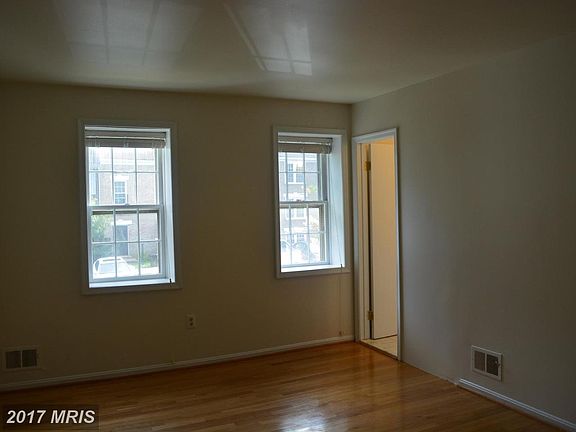 2nd image of 13 Hyacinth Ct #77