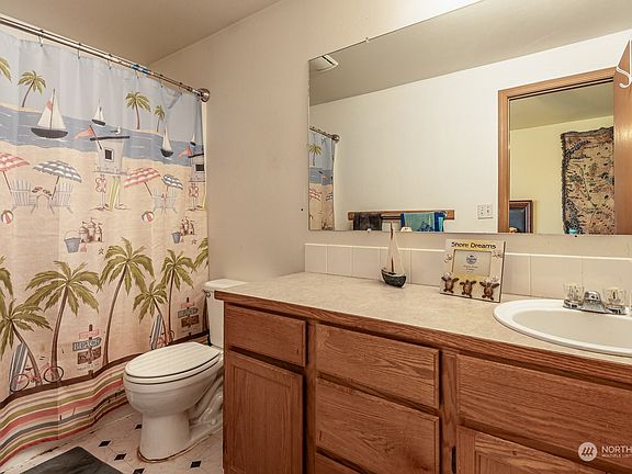 3rd image of 1117 88th Street Court E