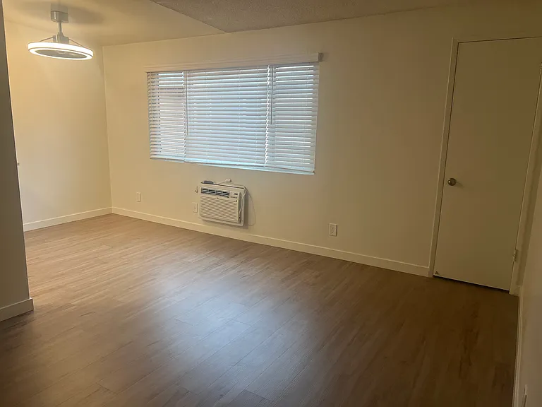 Northpoint Apartments — Photo 18