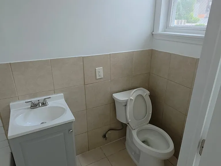 83 Market St #9 — Photo 6