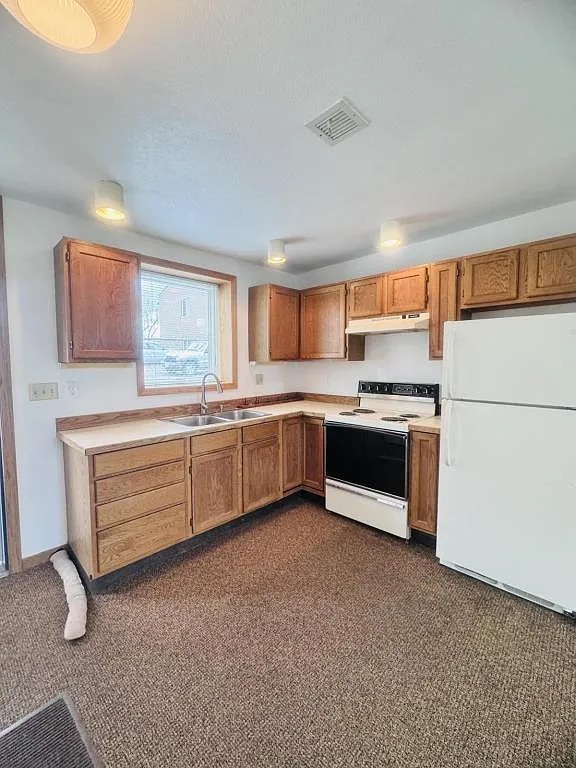 219 Vawter St A — Photo 4