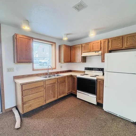 219 Vawter St #A — Photo 4