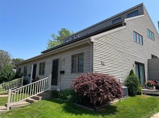 3827 Blossom Ter, Erie, PA 16506