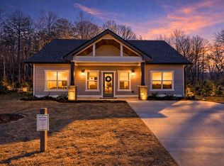 61 McTyeire Dr, Young Harris, GA 30582