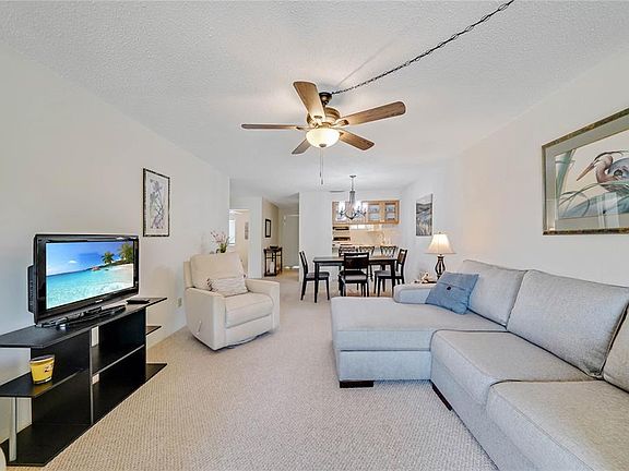 3rd image of 22375 Edgewater Dr Building C-211
