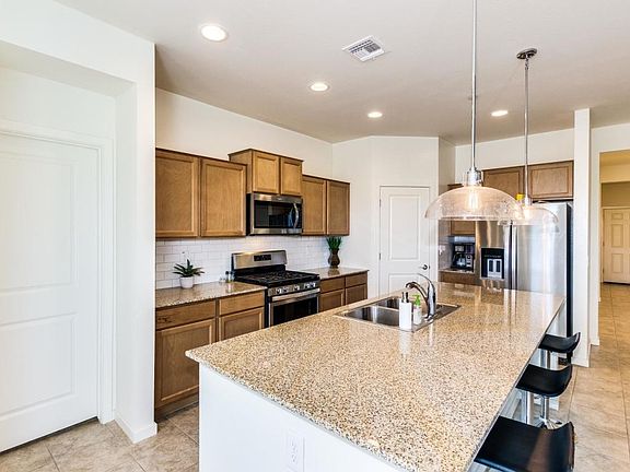 5th image of 21413 W Hubbell St