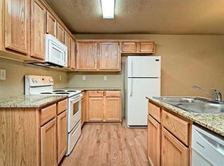 3601 SW Deerfield Blvd #2, Bentonville, AR 72712