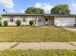 3529 Seaway Dr, Lansing, MI 48911