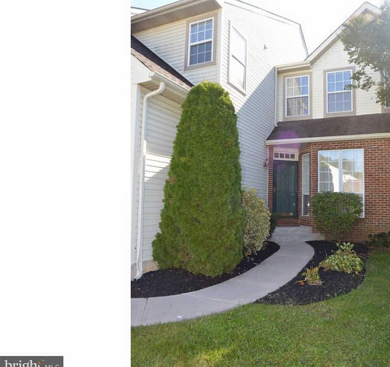 1st image of 213 Becks Woods Dr