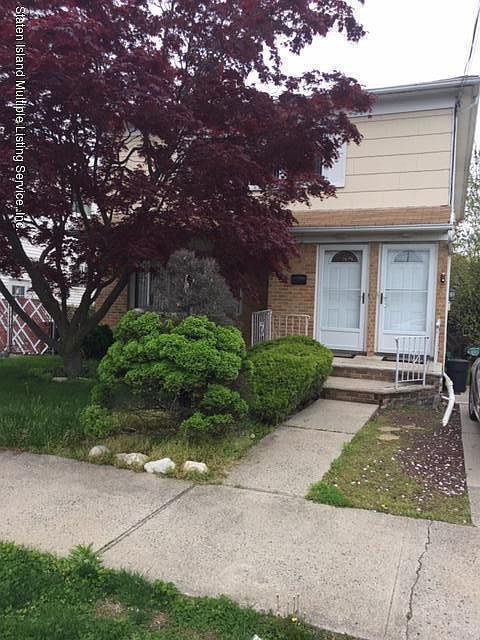 1st image of 415 Bedford Ave