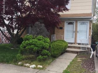 415 Bedford Ave, Staten Island, NY 10306