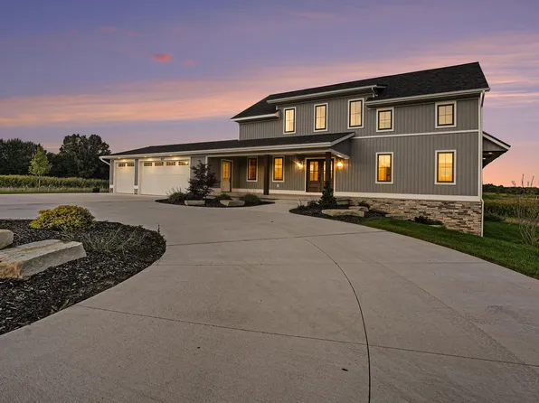 4277 Mason St, Zeeland, MI 49464