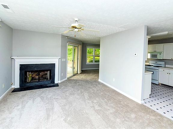 4th image of 3440 Maple Valley Dr